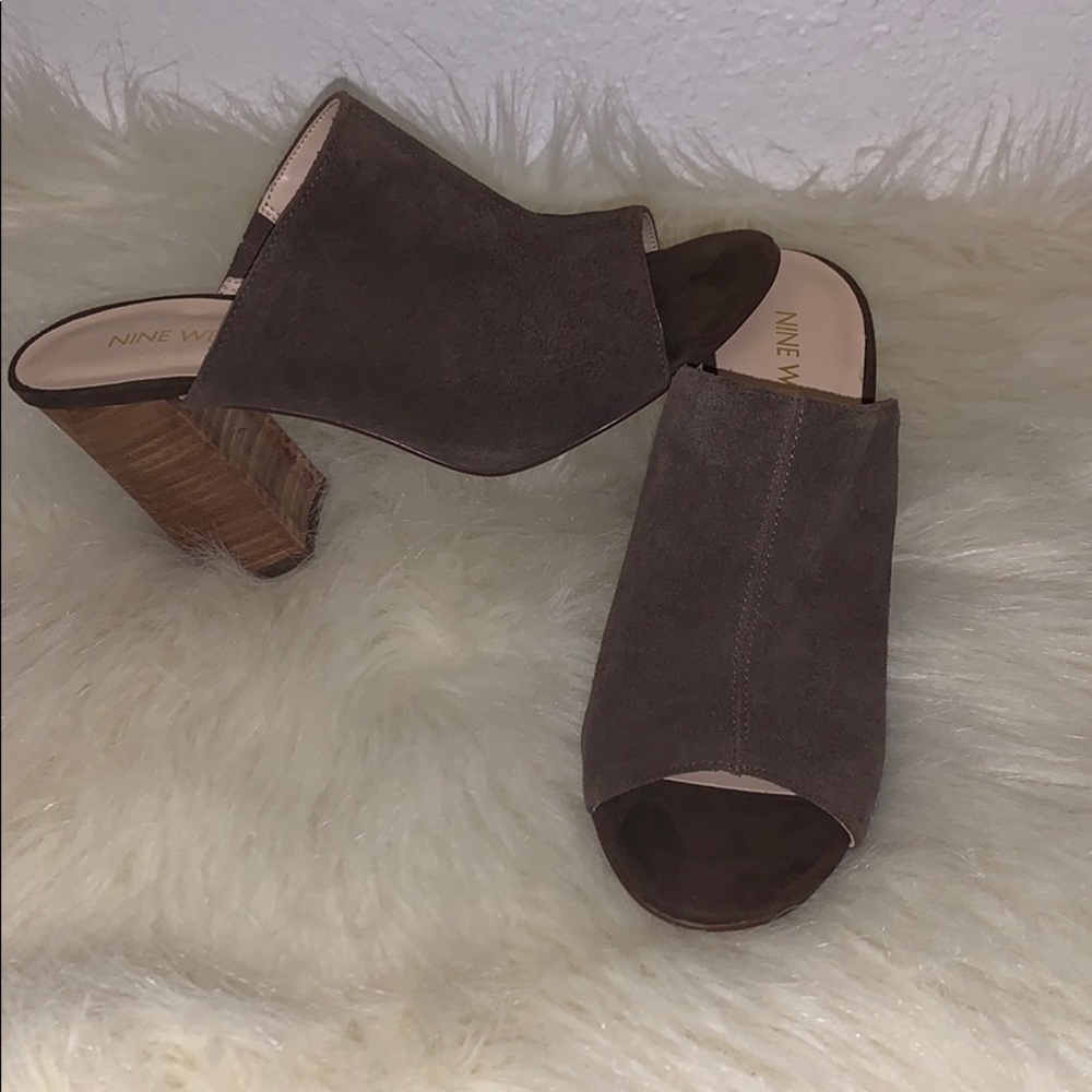 NWOT Nine West Open Toe Mules Size 7M